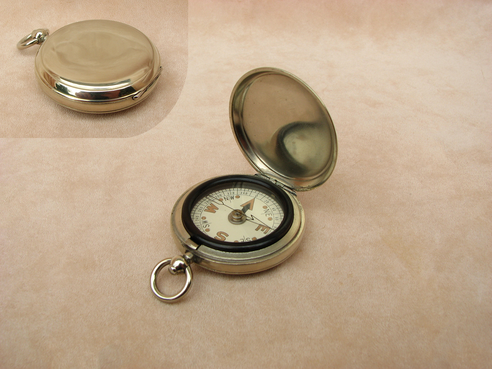 British Army officers Mk VII pocket compass signed T.A.R.S & W Ltd